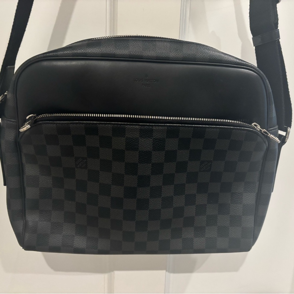 Authentic Louis Vuitton Black Damier Graphite Messenger Bag with Monogram Design